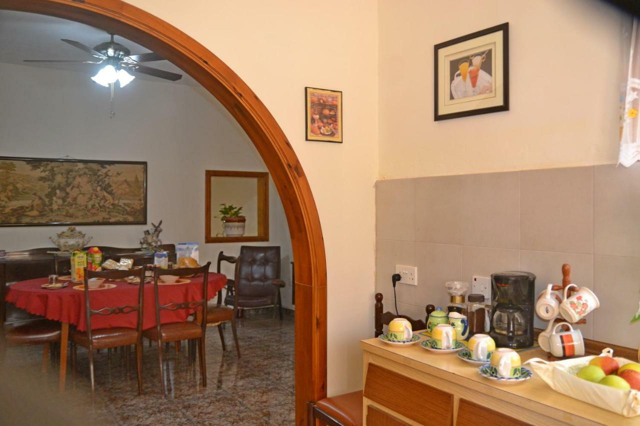Silia'S Maisonette Marsaskala Exterior foto